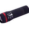 LAMPE TORCHE Q-CONNECT PLASTIQ UE AVEC ZOOM 1 WATT MODE ACLAIRAGE ON/OFF 3 PILES AAA FOURNIES COLORIS NOIR/ROUGE