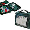 TROUSSE DE SECOURS SPACIALE AC OLE CENTRE AARA FERMETURE ZIP 6 COMPARTIMENTS 2 ACCROCHES CEINTURE CONTENANCE 77 PIECES