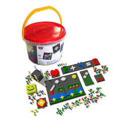 jeu-construction-plastique-1-s-eau-contient-12-supports-812-pieces-5-coloris-assortis-des-3-ans